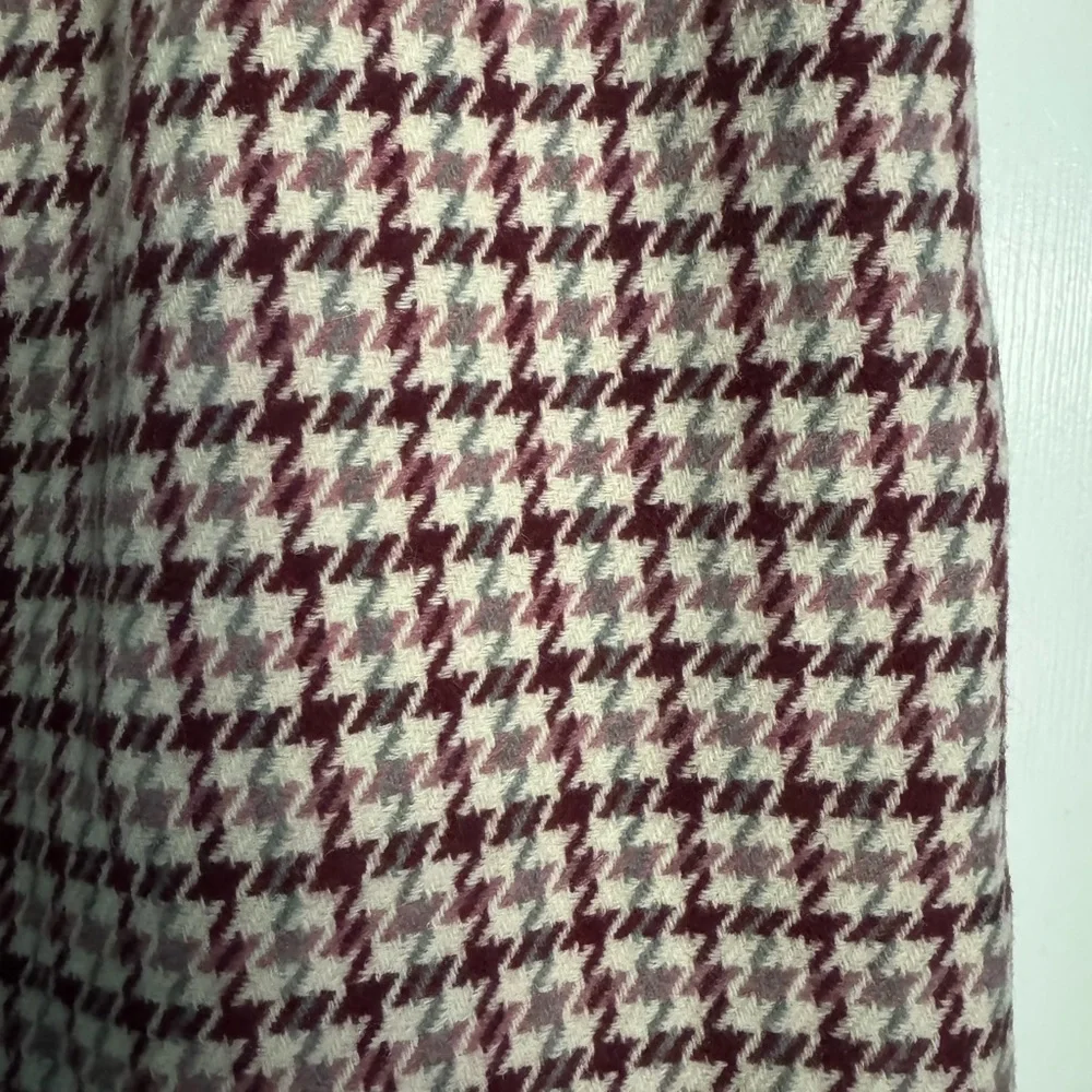 Chadwicks Women’s Houndstooth Skirt Suit. Wool blend, Fall Colors - Picture 8 of 12